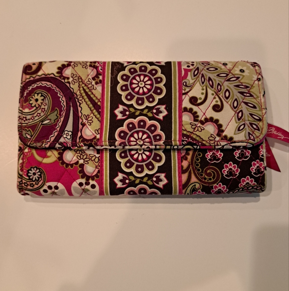 Vera Bradley Retired Very Berry Full Trifold Wallet 8" x 4.5"